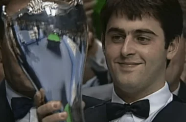 Ronnie O'Sullivan during the 1993/94 snooker season