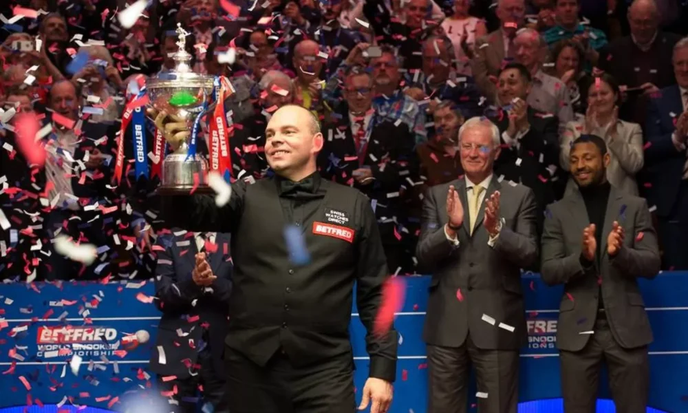Stuart Bingham during the 2014/15 snooker season