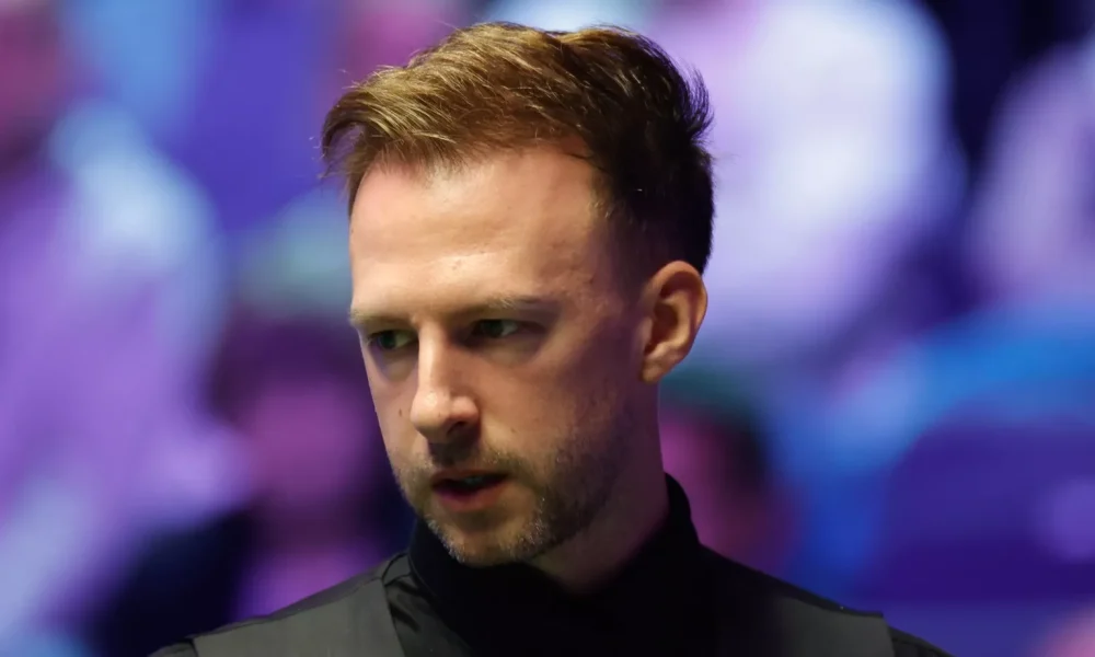 Judd Trump compiles a 147 break