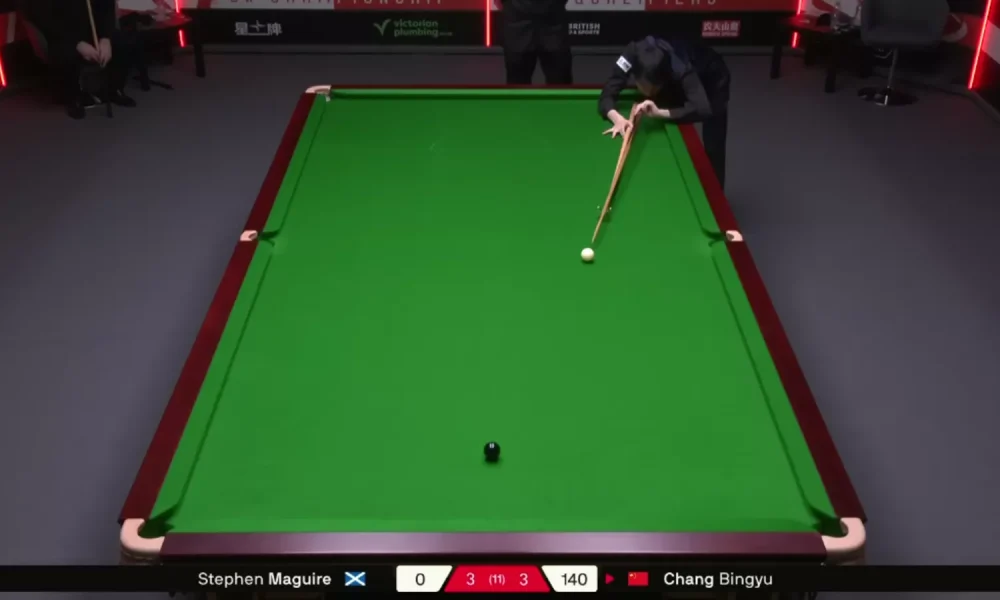 Chang Bingyu with a treacherous black to compile his 147 break