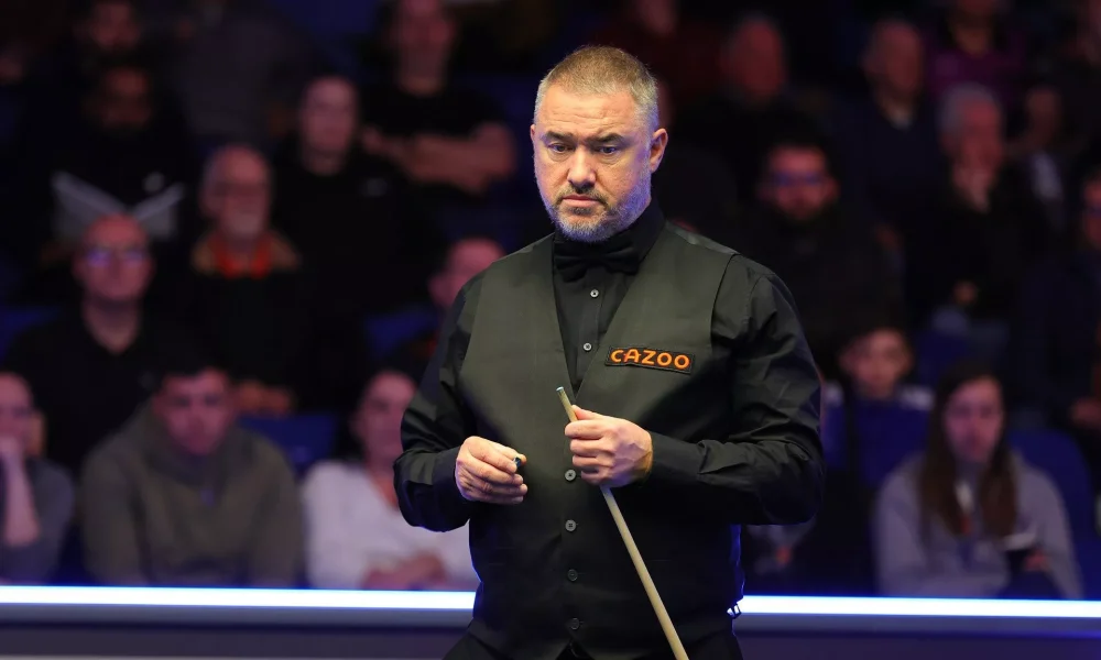 Stephen Hendry will play in the Snooker 900 Crucible Cup
