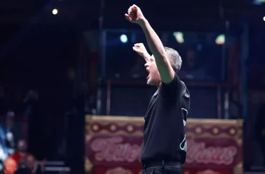 Alfie Burden wins the 2025 Snooker Shoot Out