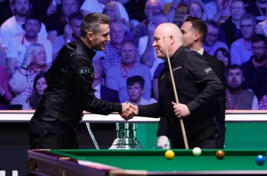 Last year's finalists John Higgins and Mark Selby are both in the 2026 Tour Championship draw
