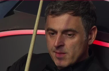 Ronnie O'Sullivan plays John Higgins in the second round