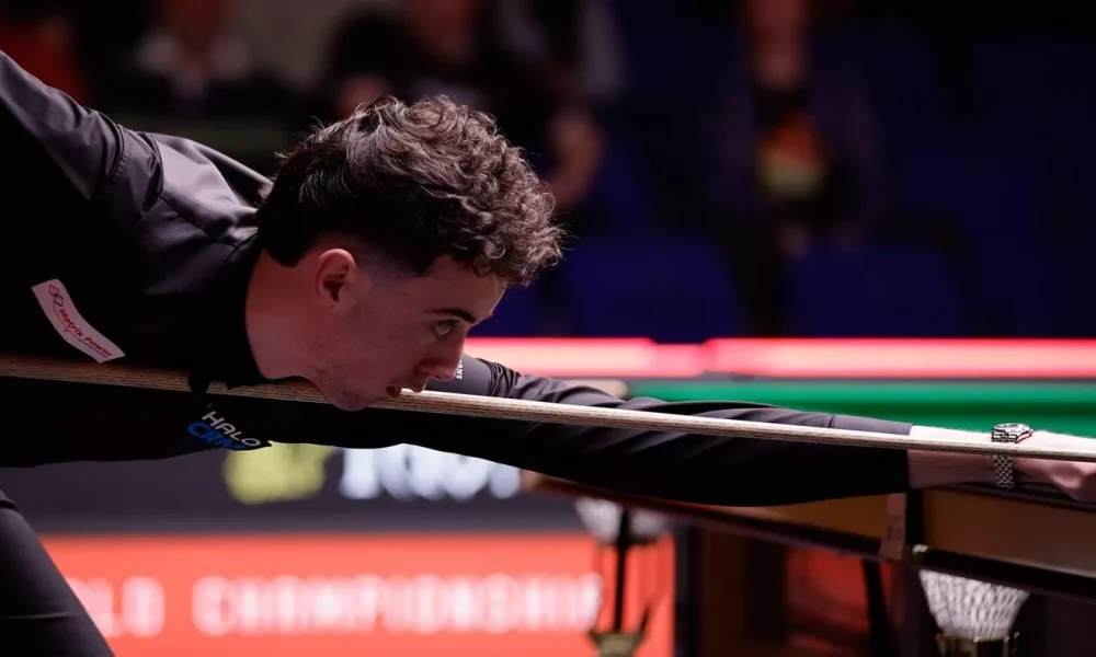 Liam Pullen beat Thepchaiya Un-Nooh 10-7