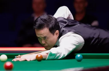Marco Fu beat Liam Davies in the World Snooker Championship qualifiers