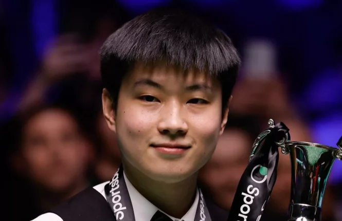 Zhao Xintong is a leading professional on the World Snooker Tour for the 2026/27 season