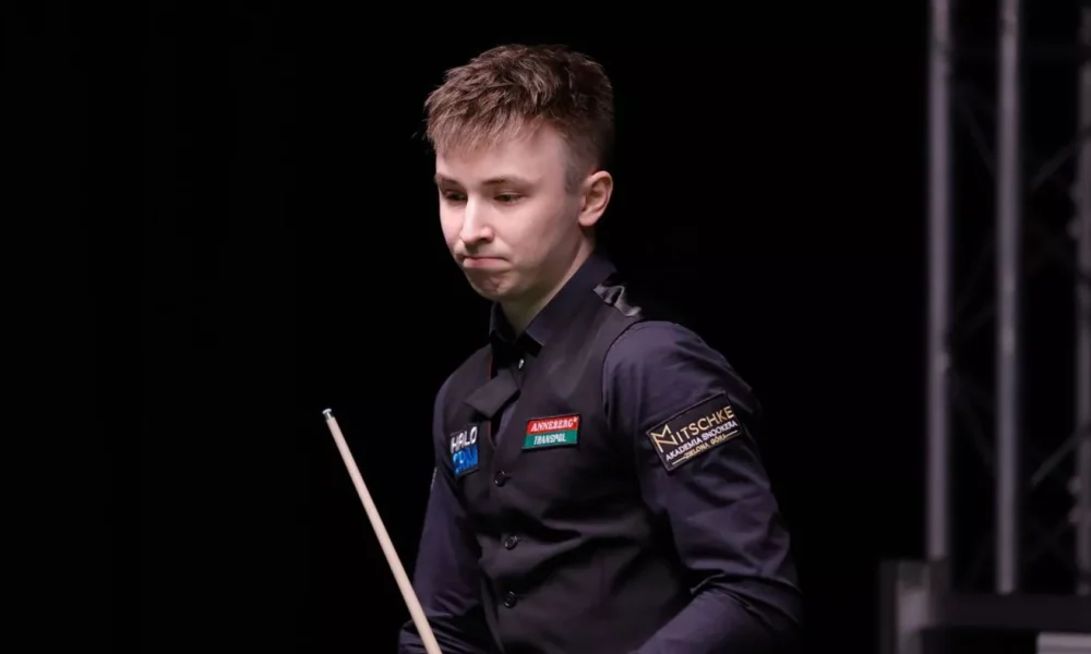 Antoni Kowalski beat Luca Brecel in the 2026 English Open qualifiers